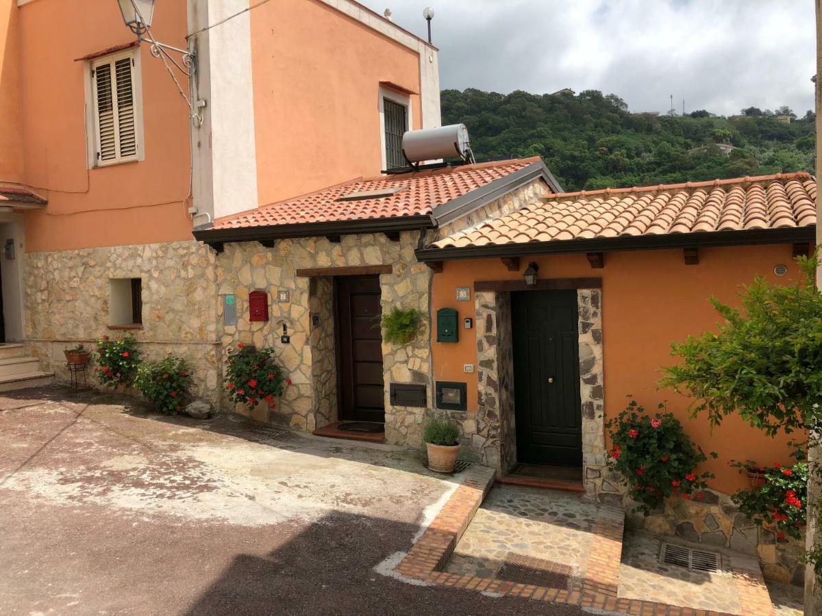 La Casetta Di Elena Lamezia Terme Extérieur photo